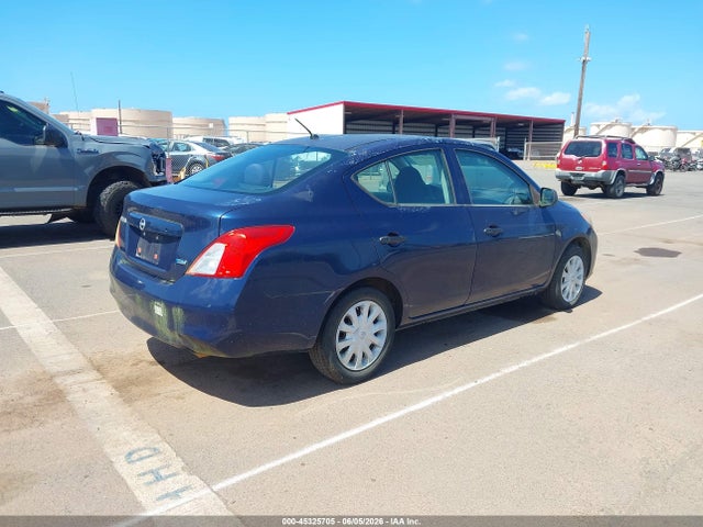 2013 Nissan Versa 1.6 S მანქანა იყიდება აუქციონზე, vin: 3N1CN7AP0DL875996, აუქციონის ნომერი: 45325705