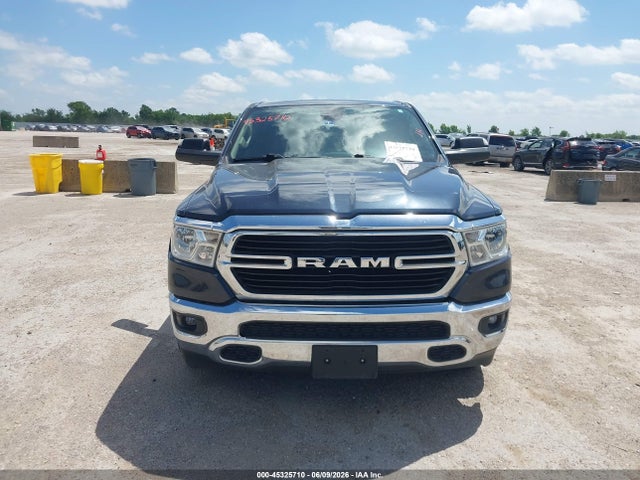 45325710 :رقم المزاد ، 1C6RREFG1LN385890 vin ، 2020 Ram 1500 Lone Star  4x2 5'7 Box مزاد بيع