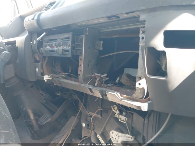 Продаж на аукціоні авто 2001 Isuzu Npr, vin: JALC4B14717010546, номер лоту: 45325713