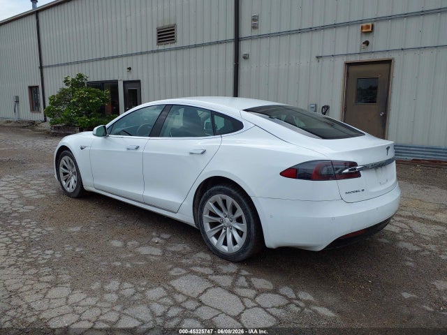 Tesla Model S 60/70/75/85 2016 5YJSA1E13GF159488 Image 3