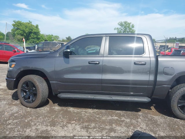 45325760 :رقم المزاد ، 1C6SRFFT5MN585547 vin ، 2021 Ram 1500 Big Horn  4x4 5'7 Box مزاد بيع
