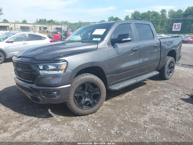 45325760 :رقم المزاد ، 1C6SRFFT5MN585547 vin ، 2021 Ram 1500 Big Horn  4x4 5'7 Box مزاد بيع