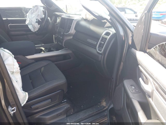 45325760 :رقم المزاد ، 1C6SRFFT5MN585547 vin ، 2021 Ram 1500 Big Horn  4x4 5'7 Box مزاد بيع