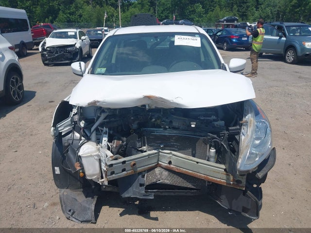 3N1CN7AP7HL807149 Nissan Versa 1.6 Sv