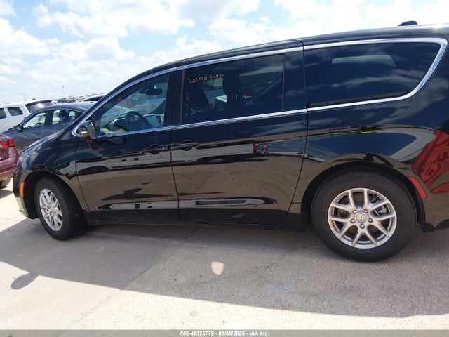 2026 Chrysler Pacifica Select მანქანა იყიდება აუქციონზე, vin: 2C4RC1BG5TR273119, აუქციონის ნომერი: 45325779