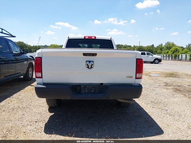 45325780 :رقم المزاد ، 1C6RR6FG9JS303599 vin ، 2018 Ram 1500 Tradesman  4x2 6'4 Box مزاد بيع