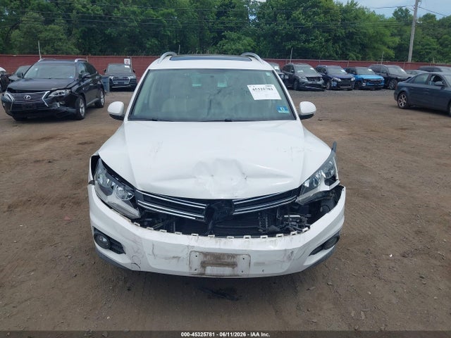 45325781 :رقم المزاد ، WVGBV7AX0CW596139 vin ، 2012 Volkswagen Tiguan Se مزاد بيع