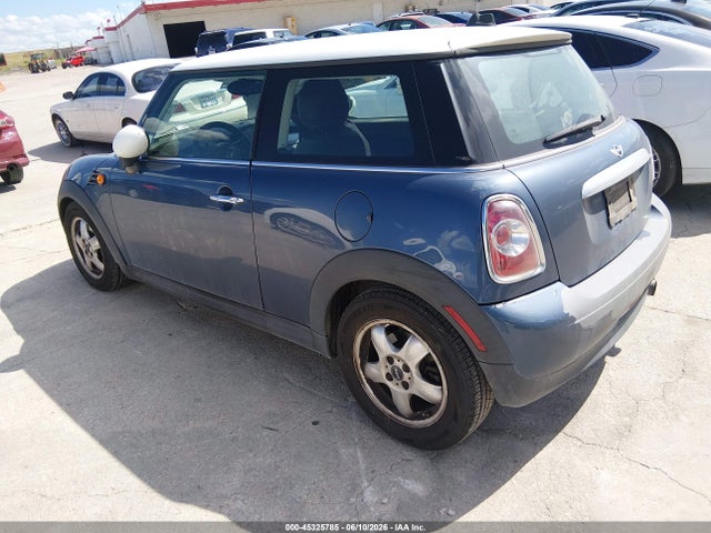 45325785 :رقم المزاد ، WMWSU3C5XBT251726 vin ، 2011 Mini Cooper مزاد بيع