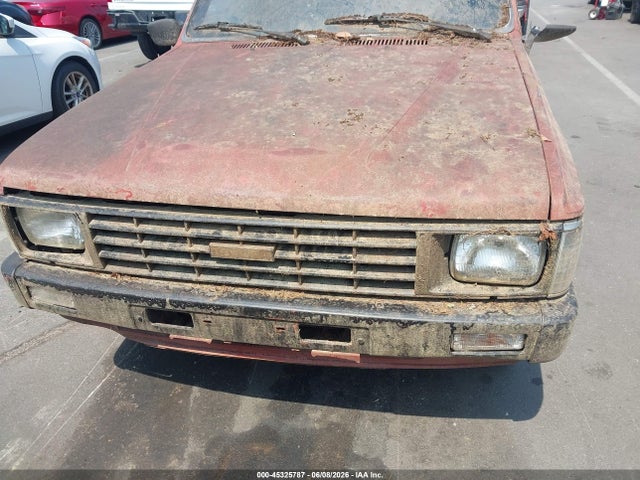 1986 Toyota Pickup 1/2 Ton Rn50 მანქანა იყიდება აუქციონზე, vin: JT4RN50R5G0150152, აუქციონის ნომერი: 45325787