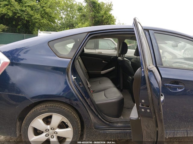 45325795 :رقم المزاد ، JTDKN3DU4E0369475 vin ، 2014 Toyota Prius Five مزاد بيع