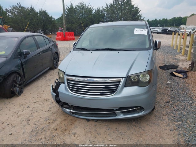 45325843 :رقم المزاد ، 2C4RC1CG2DR588766 vin ، 2013 Chrysler Town & Country Touring-l مزاد بيع