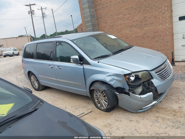 45325843 :رقم المزاد ، 2C4RC1CG2DR588766 vin ، 2013 Chrysler Town & Country Touring-l مزاد بيع