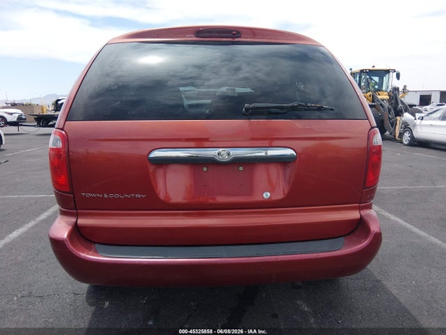 45325858 :رقم المزاد ، 1C4GP45R35B282560 vin ، 2005 Chrysler Town & Country مزاد بيع