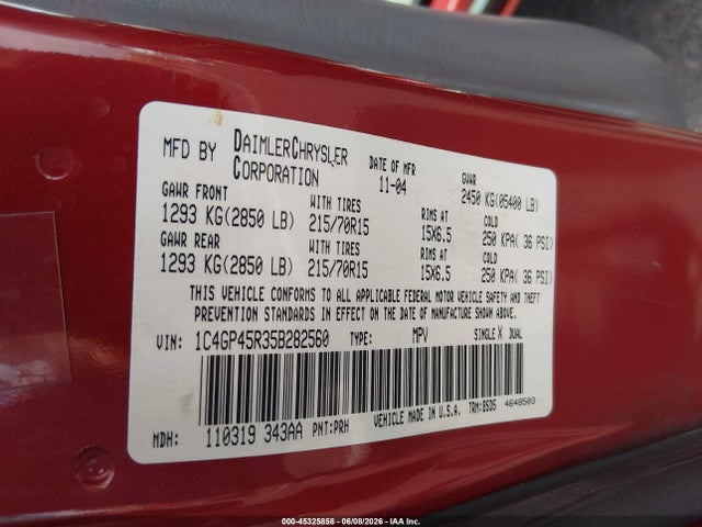 45325858 :رقم المزاد ، 1C4GP45R35B282560 vin ، 2005 Chrysler Town & Country مزاد بيع