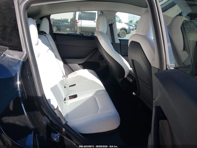 45325872 :رقم المزاد ، 7SAYGDEE5NF536223 vin ، 2022 Tesla Model Y Long Range Dual Motor All-wheel Drive مزاد بيع