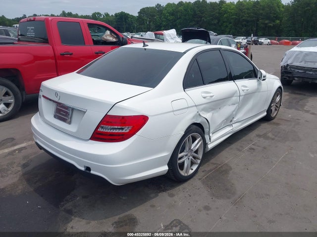 45325892 :رقم المزاد ، WDDGF4HB7EG226812 vin ، 2014 Mercedes-benz C 250 Sport مزاد بيع