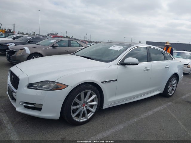 SAJWA1C73H8W12309 Jaguar Xj R-sport