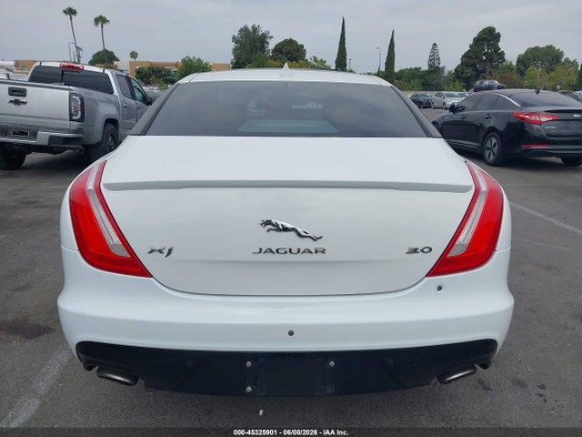 SAJWA1C73H8W12309 Jaguar Xj R-sport