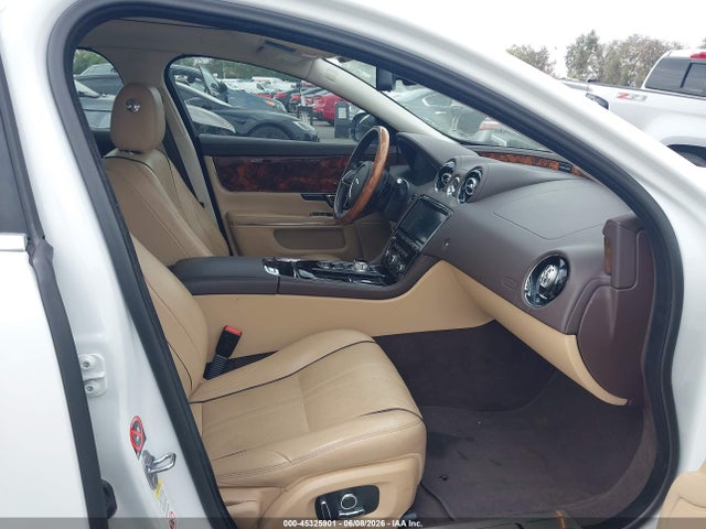 SAJWA1C73H8W12309 Jaguar Xj R-sport