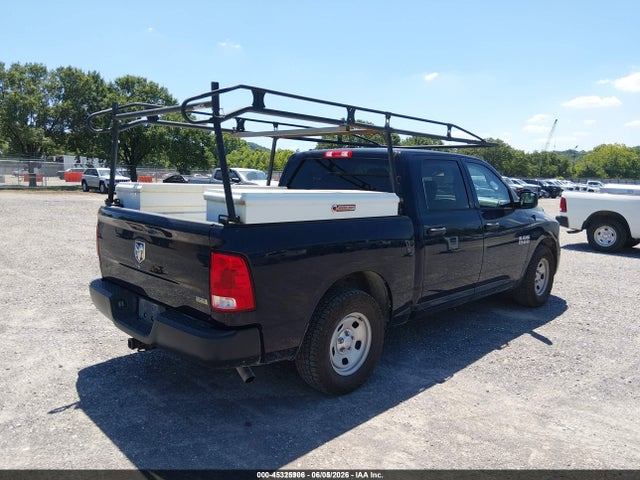 45325906 :رقم المزاد ، 1C6RR6KG8HS835782 vin ، 2017 Ram 1500 Tradesman  4x2 5'7 Box مزاد بيع
