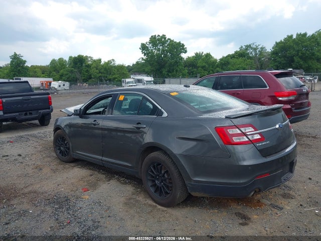 Продажа на аукционе авто 2015 Ford Taurus Sho, vin: 1FAHP2KT6FG158401, номер лота: 45325921
