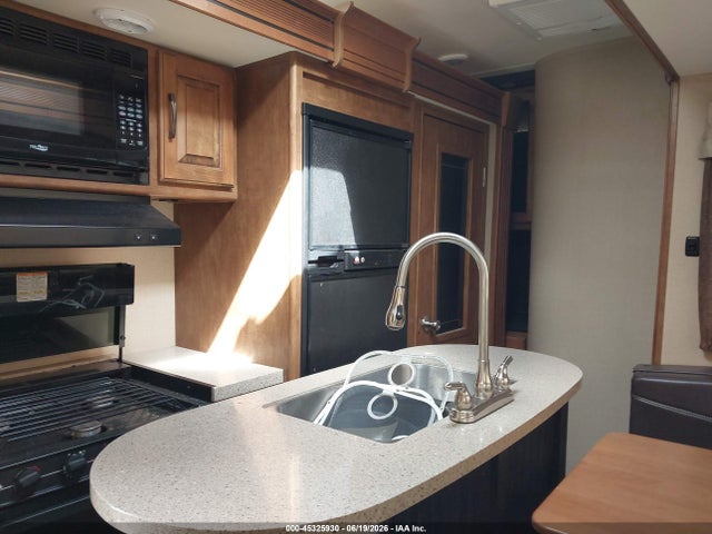Продажа на аукционе авто 2015 Grand Design Reflection, vin: 573TR3622F3302757, номер лота: 45325930