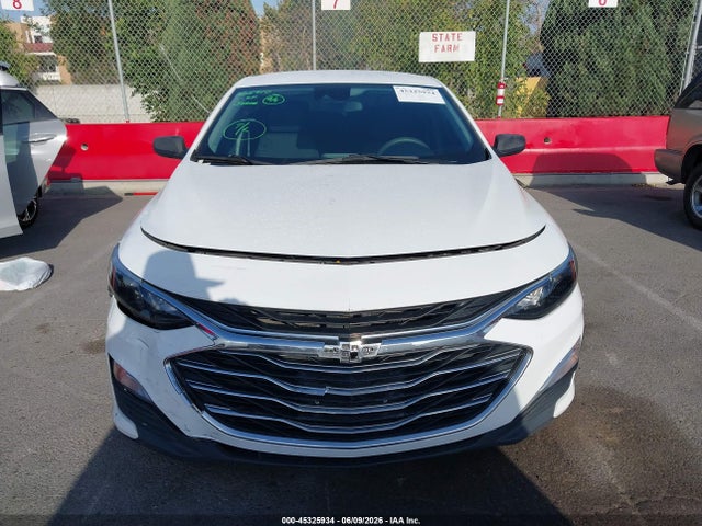 1G1ZC5ST0KF208097 Chevrolet Malibu 1fl