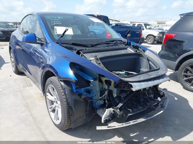 Продажа на аукционе авто 2023 Tesla Model Y Awd/long Range Dual Motor All-wheel Drive, vin: 7SAYGAEE3PF968570, номер лота: 45325943