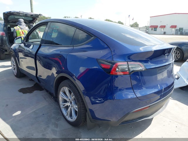 Продажа на аукционе авто 2023 Tesla Model Y Awd/long Range Dual Motor All-wheel Drive, vin: 7SAYGAEE3PF968570, номер лота: 45325943