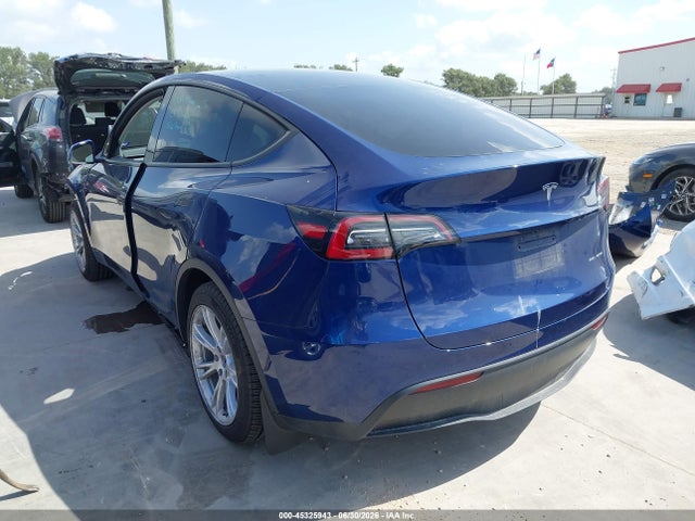 Продажа на аукционе авто 2023 Tesla Model Y Awd/long Range Dual Motor All-wheel Drive, vin: 7SAYGAEE3PF968570, номер лота: 45325943
