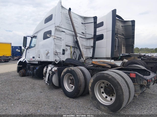 45325951 :رقم المزاد ، 4V4NC9EH3KN217410 vin ، 2019 Volvo Vnl مزاد بيع