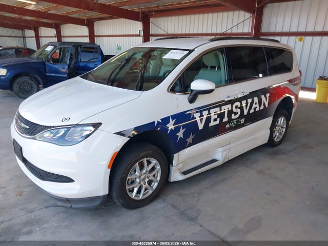 2C4RC1DG7MR564932 Chrysler Voyager Lxi