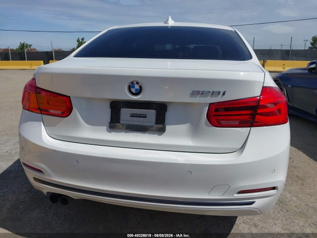 BMW 328I 2016 WBA8E9G50GNT86259 Image 16
