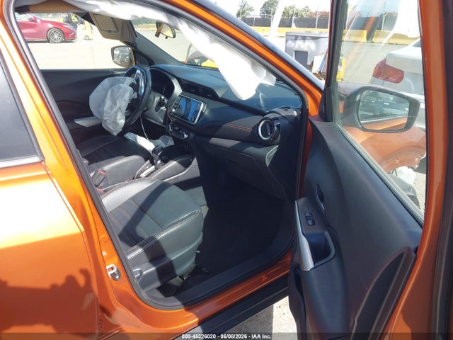3N1CP5DV6LL562720 Nissan Kicks Sr Xtronic Cvt
