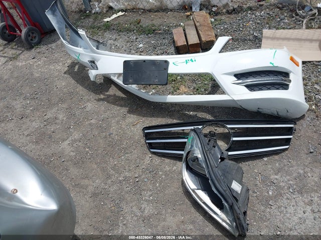 45326047 :رقم المزاد ، WDDGF4HB0EA943104 vin ، 2014 Mercedes-benz C 250 Sport مزاد بيع
