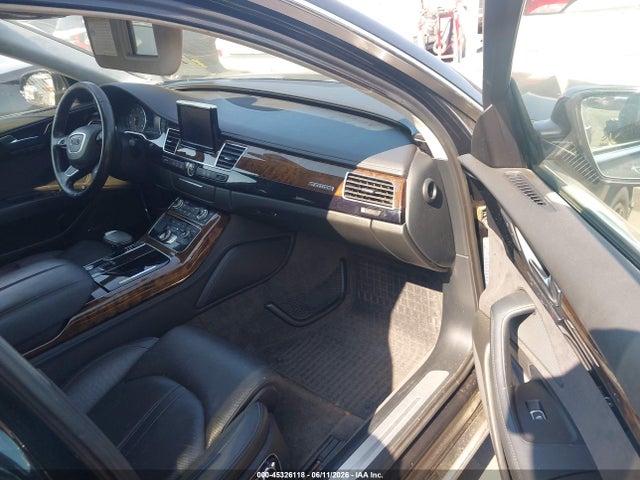 2011 Audi A8 L 4.2 მანქანა იყიდება აუქციონზე, vin: WAURVAFD6BN005554, აუქციონის ნომერი: 45326118