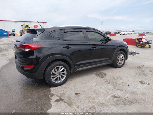 Продажа на аукционе авто 2016 Hyundai Tucson Se, vin: KM8J33A45GU212468, номер лота: 45326135