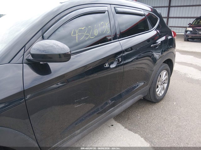 Продажа на аукционе авто 2016 Hyundai Tucson Se, vin: KM8J33A45GU212468, номер лота: 45326135