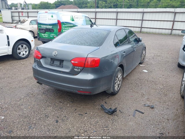 45326136 :رقم المزاد ، 3VWDX7AJXCM468863 vin ، 2012 Volkswagen Jetta 2.5l Se مزاد بيع