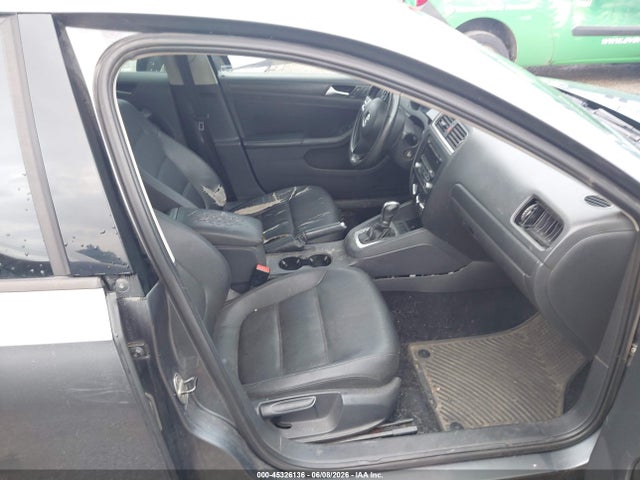 45326136 :رقم المزاد ، 3VWDX7AJXCM468863 vin ، 2012 Volkswagen Jetta 2.5l Se مزاد بيع