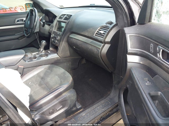 Ford EXPLORER XLT 2019 1FM5K8D8XKGA37769 Image 5