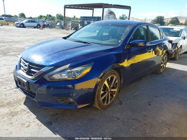 1N4AL3AP5HN317334 Nissan Altima 2.5 Sr