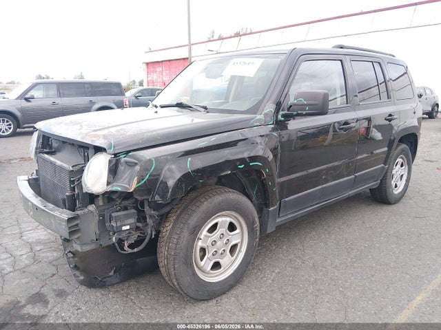 45326196 :رقم المزاد ، 1C4NJPBA2HD137690 vin ، 2017 Jeep Patriot Sport Fwd مزاد بيع