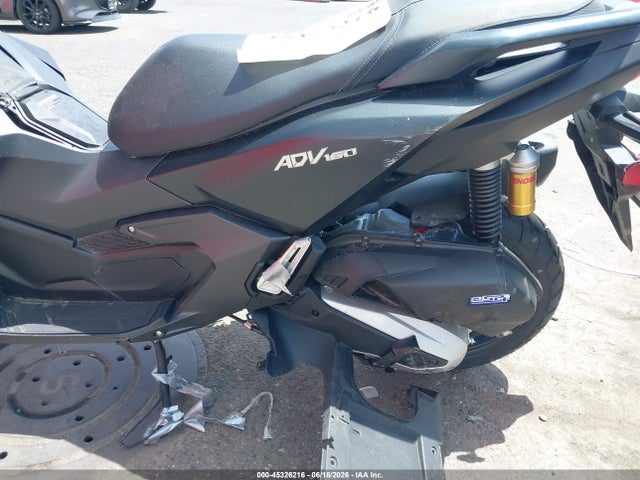 Honda Adv160 A 2025 MLHKF545XS5101138 Image 9
