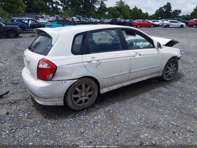 45326217 :رقم المزاد ، KNAFE161765322449 vin ، 2006 Kia Spectra5 مزاد بيع