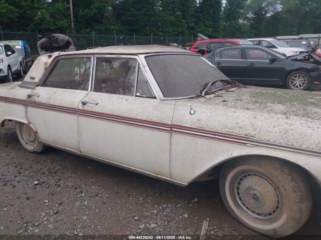 45326242 :رقم المزاد ، 2G62X205682 vin ، 1962 Ford Galaxie 500 مزاد بيع