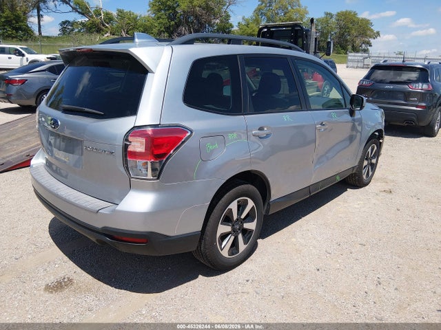 Subaru Forester 2.5i Premium 2018 JF2SJAEC8JH492005 Image 4
