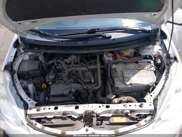 45326309 :رقم المزاد ، JTDKDTB33E1567939 vin ، 2014 Toyota Prius C Two مزاد بيع