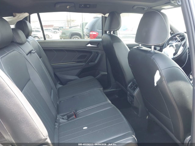 Aukcja sprzedaży 2023 Volkswagen Tiguan 2.0t Se R-line Black, vin: 3VVCB7AX9PM002222, numer aukcji: 45326311