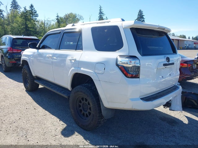 Toyota 4RUNNER SR5 2017 JTEBU5JR9H5479164 Image 3